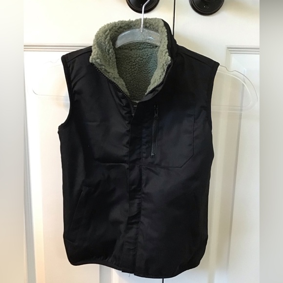 SOVEREIGN CODE Kid’s Clubhouse Reversible Vest | Size 6 - Picture 2 of 10